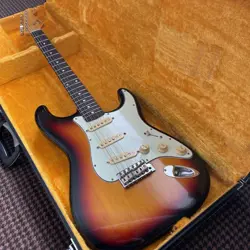 FENDER JAPAN ST62-900 NO.MG1930