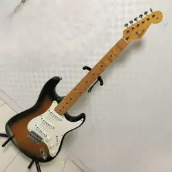 STRATOCASTER NEW STRINGS