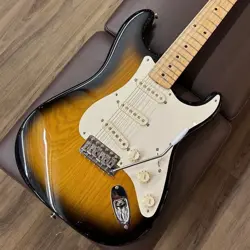 USED FENDER 50TH ANNIVERSARY AMERICAN VINTAGE 1954 STRATOCASTER FREE SHIPPING