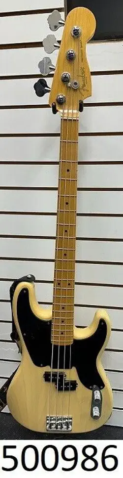 BLONDE ELECTRIC BASS