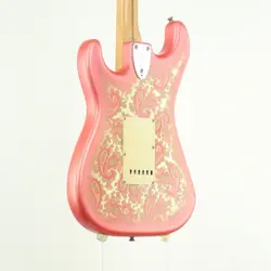 USED  FENDER JAPAN   ST72 PINK PAISLEY