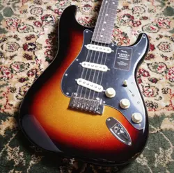 FENDER LIMITED EDITION PLAYER II STRATOCASTER ROSEWOOD SPARKLE 3-COLOR #GG230