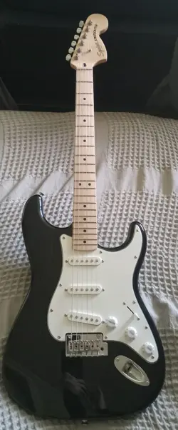 NEW! FENDER SQUIER STRAT BLACK & WHITE PICKGUARD