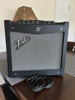 AMPLIFIER W/EFFECTS~12