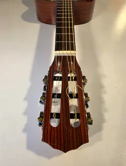 ACOUSTIC GUITAR BUNDLE