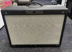 1ST DECENT OFFER TAKES THIS FENDER USA DELUXE THE BETTER USA VERSION