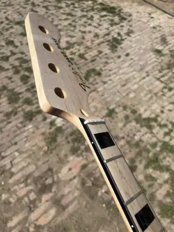 INLAY FENDER-JB 34IN