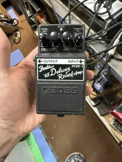 BOSS FDR-1 FENDER 65 DELUXE REVERB ELECTRIC GUITAR PEDAL EFFECT