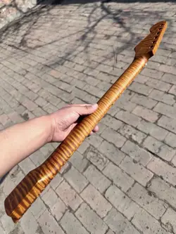 S S 22FRETS ROASTED FLAME MAPLE MATTE FINISH ELECTRIC GUITAR NECK FENDER ST