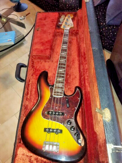 1966 FENDER JAZZ BASS WITH CASE 100% ORIGINAL