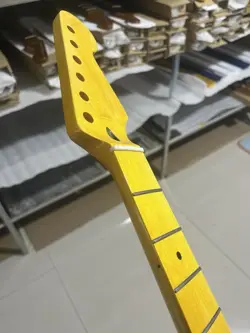 22FRET YELLOW MAPLE