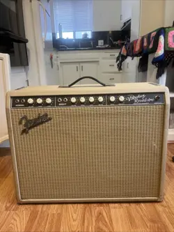 RARE 1995 FENDER “CUSTOM” VIBROLUX REVERB AMP IN LIMITED EDITION BLONDE + COVER