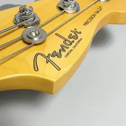 ELECTRIC BASS GUITAR FENDER AM PRO II HARD CASE 4 STRING RIGHT-HANDED USED