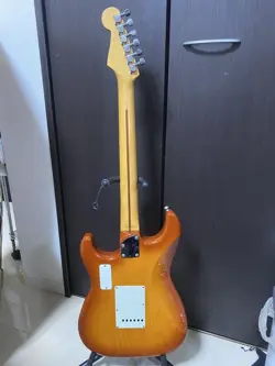 FENDER JAPAN STR-85 J SERIAL SAFE PACKING!