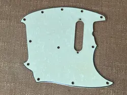 1964 1965 1966 1967 FENDER MUSICMASTER GUITAR PICKGUARD PEARLOID