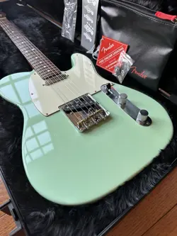 2017 FENDER AMERICAN PROFESSIONAL TELECASTER ROSEWOOD NECK - SURF GREEN