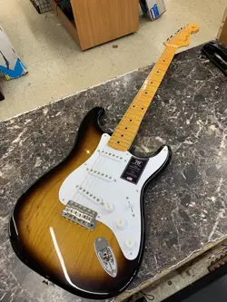 FENDER CUSTOM SHOP 70TH ANNIVERSARY 1954 STRATOCASTER SUNBURST 2024