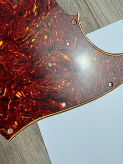 JAZZ PICKGUARD TORTOISE