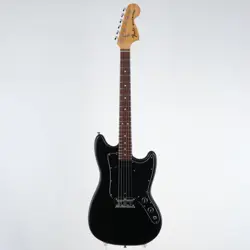USED 1977 FENDER MUSICMASTER BLACK SHORT SCALE 1PU 3.06KG REAL VINTAGE W/HSC