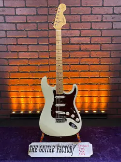 68 STRATOCASTER REISSUE