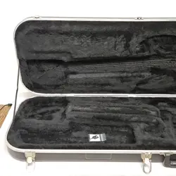 HARDSHELL CASE FENDER