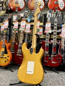 FENDER 1977 STRATOCASTER