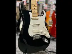 FENDER AMERICAN STANDARD STRATOCASTER USED 1988 ALDER BODY BLACK W/HARD CASE