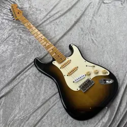 FENDER JAPAN ST TYPE 2TONE SUNBURST 3.30KG ELECTRIC GUITAR SHIPPING FROM JAPAN 