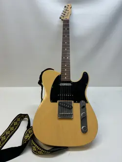 FENDER DELUXE NASHVILLE TELECASTER HONEY BLONDE