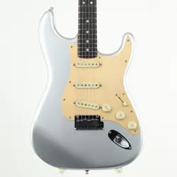 FENDER AMERICAN ULTRA STRATOCASTER QUICK SILVER