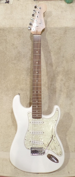 GUITAR WHITE RH