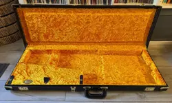 RARE FENDER G&G DELUXE TELECASTER STRATOCASTER BLACK GOLD HARDWARE HARD CASE USA