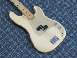 2017 FENDER CLASSIC SERIES 50S PRECISION BASS WHITE BLONDE!