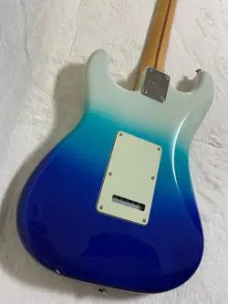 PLUS STRATOCASTER HSS