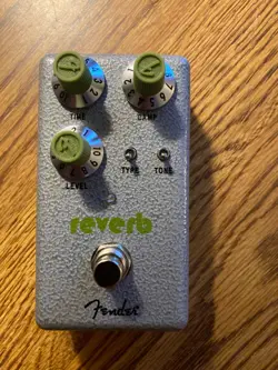 FENDER HAMMERTONE REVERB EFFECTS PEDAL GRAY AND GREEN LN