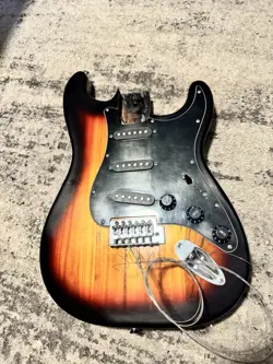 LOADED FENDER SQUIER STRAT BODY - SUNBURST