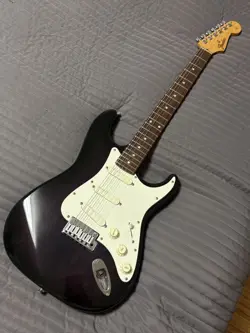 FENDER JAPAN ST TYPE BLUEBERRY SUNBURST STR-850LS ELECTRIC GUITAR W/GIG BAG USED