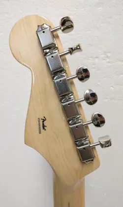 STRATOCASTER