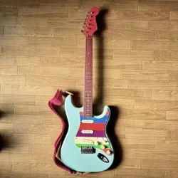 GUITAR CUSTOMIZED USED