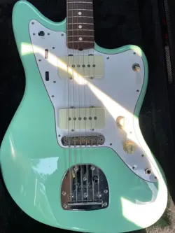 2015 FENDER JAZZMASTER