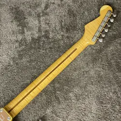 MUSICAL INSTRUMENTS ST54-70AS