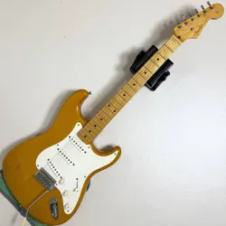 ST54-75RV STRATOCASTER ASH