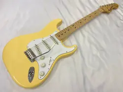 FENDER YNGWIE MALMSTEEN SIGNATURE STRATOCASTER YELLOW WHITE - JAPAN EXCLUSIVE