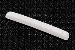 PRE-SLOTTED MELAMINE STRING