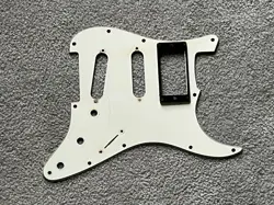 PICKGUARD WHITE MODDED