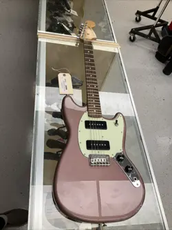 BURGUNDY MIST 219058