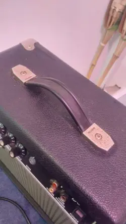 FENDER FRONTMAN 15G GUITAR AMP