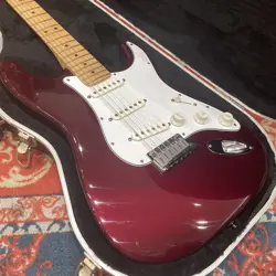 FENDER 40TH ANNIVERSARY STRATOCASTER ELECTRIC GUITAR FREE SHIPPING FROM JAPAN