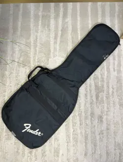 FENDER GIG BAG SOFT CASE FOR STRATOCASTER STRAT ELECTRIC GUITARS BLACK NYLON