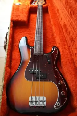 FENDER AMERICAN ORIGINAL '60S PRECISION BASS 3-COLOR SUNBURST USED 2019
